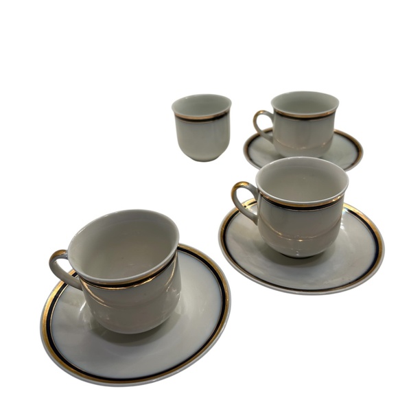 Fine white china expresso cups set of 4 cups w/ 3 saucers - Picture 5 of 7